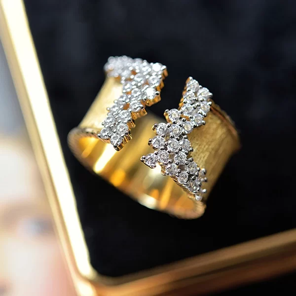 Huitan Trendy Luxury Gold Color Cubic Zirconia Ring for Women Modern Wide Band Finger Ring OL Style Female Jewelry Drop Shipping